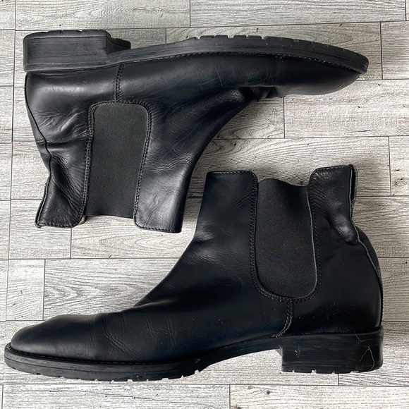 J. Crew Chelsea Leather Made in Italy Boots EUC - Picture 3 of 14